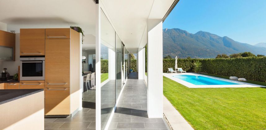 Country House (Demo)